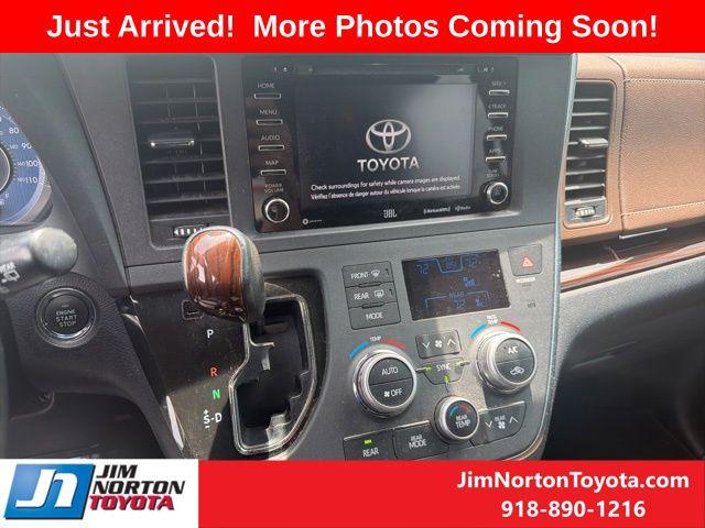 2019 Toyota Sienna Limited 7 Passenger
