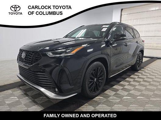 2025 Toyota Highlander XSE AWD's photo