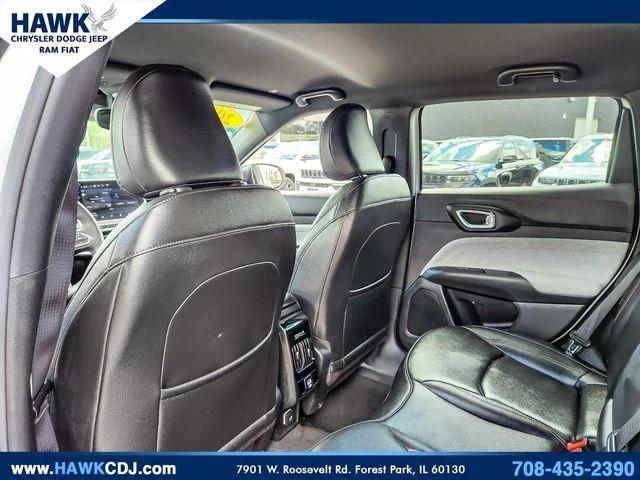 2024 Jeep Compass Latitude Lux FWD