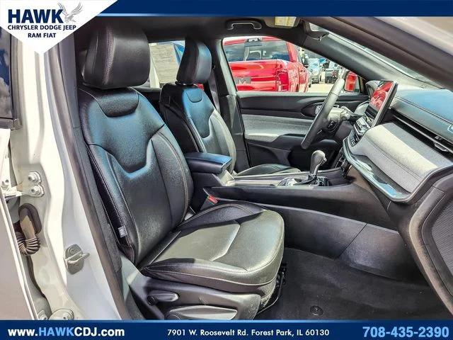 2024 Jeep Compass Latitude Lux FWD