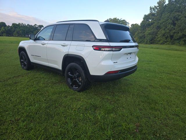 2023 Jeep Grand Cherokee Altitude 4x4