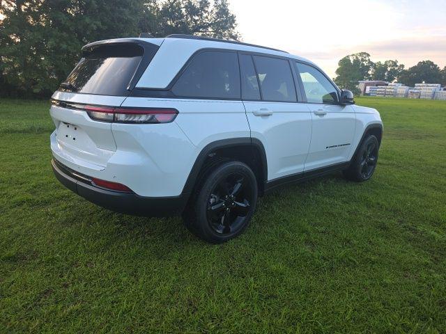 2023 Jeep Grand Cherokee Altitude 4x4