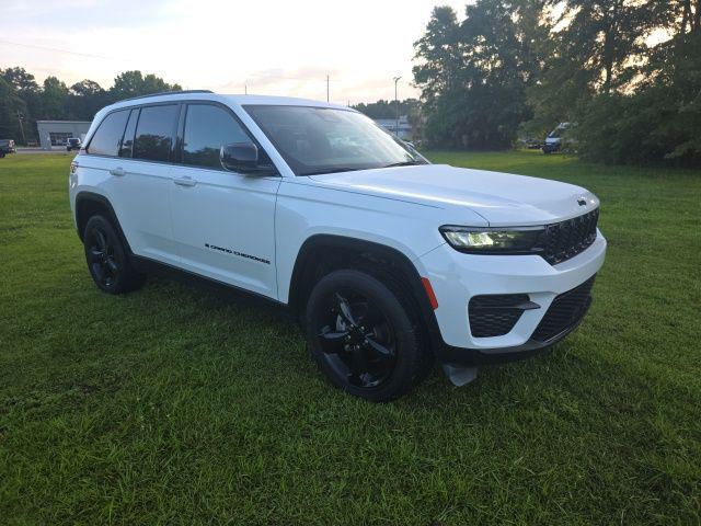 2023 Jeep Grand Cherokee Altitude 4x4