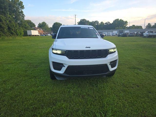 2023 Jeep Grand Cherokee Altitude 4x4