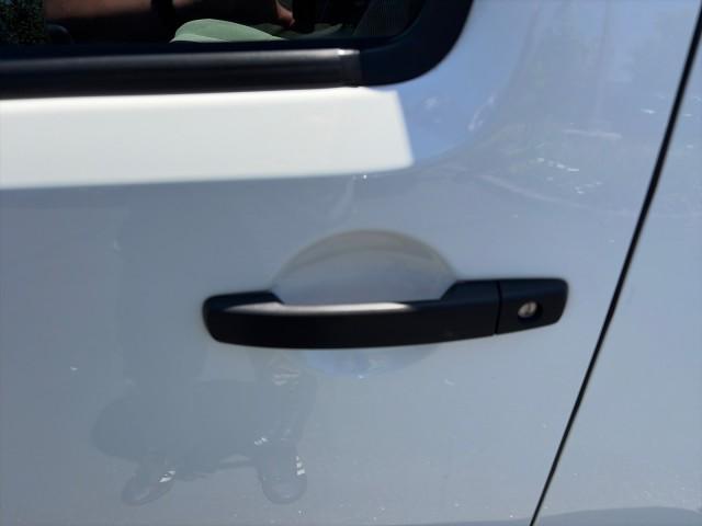 2020 Nissan Frontier Crew Cab SV 4x2