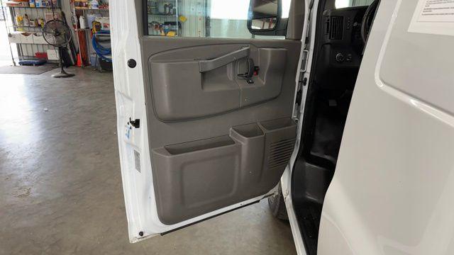 2019 Chevrolet Express Work Van