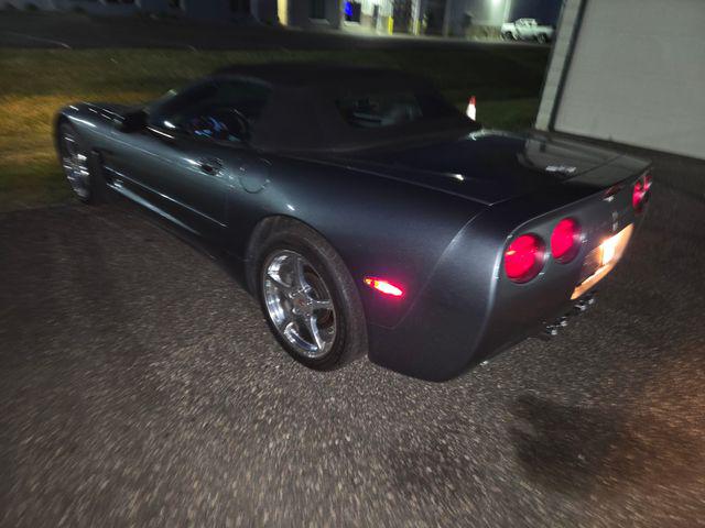 2003 Chevrolet Corvette Base