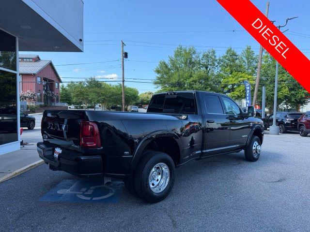 2026 Ram 3500 Limited Longhorn Crew Cab 4x4 8 Box