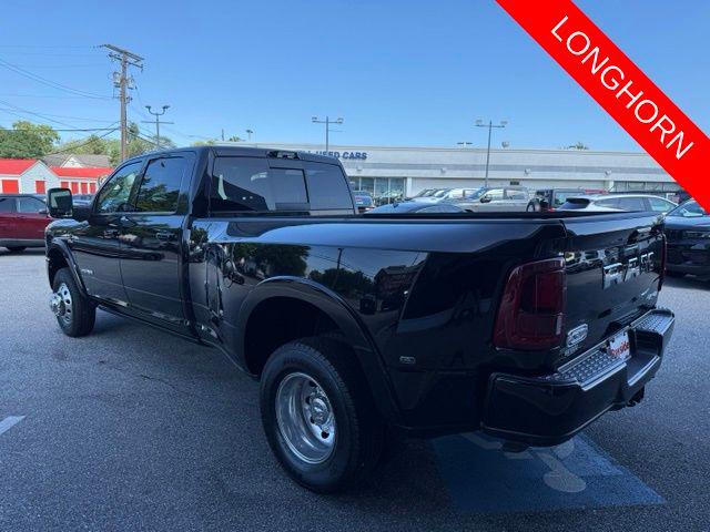 2026 Ram 3500 Limited Longhorn Crew Cab 4x4 8 Box