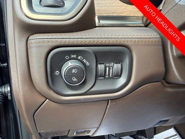 2026 Ram 3500 Limited Longhorn Crew Cab 4x4 8 Box