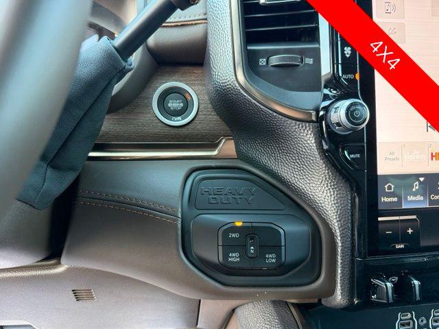 2026 Ram 3500 Limited Longhorn Crew Cab 4x4 8 Box