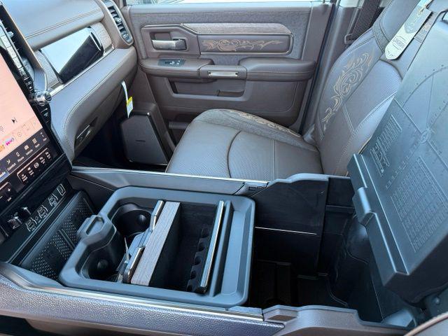 2026 Ram 3500 Limited Longhorn Crew Cab 4x4 8 Box