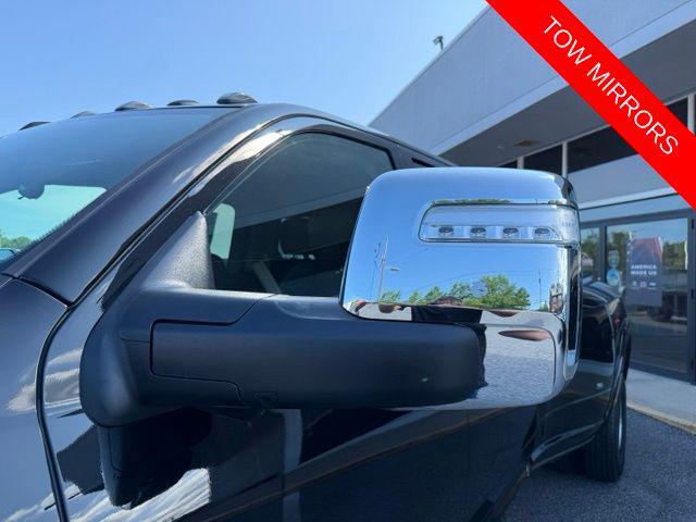 2026 Ram 3500 Limited Longhorn Crew Cab 4x4 8 Box