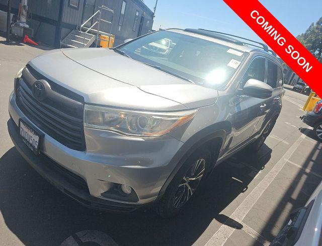 2016 Toyota Highlander XLE V6 for sale in Leavenworth, KS