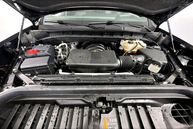 Used 2024 GMC Sierra 1500 4WD Crew Cab Short Box AT4 For Sale in Olive Branch, MS