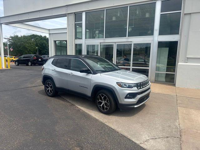 2024 Jeep Compass Limited 4x4 for sale in Eau Claire, WI