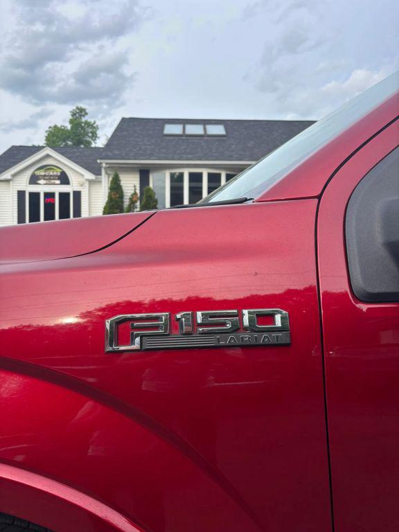 2015 Ford F-150 Lariat Pickup 4D 6 1/2 ft