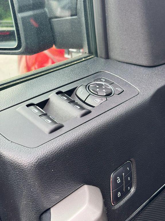 2015 Ford F-150 Lariat Pickup 4D 6 1/2 ft