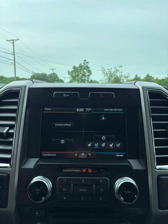 2015 Ford F-150 Lariat Pickup 4D 6 1/2 ft