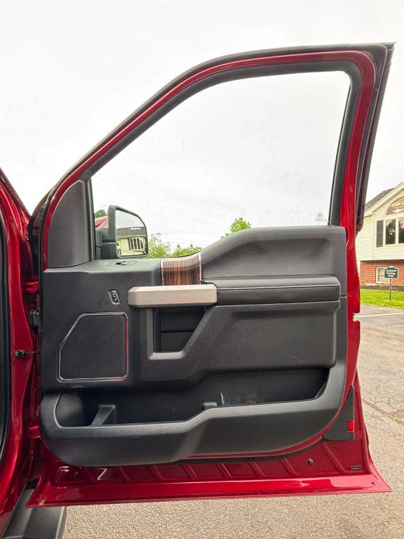2015 Ford F-150 Lariat Pickup 4D 6 1/2 ft