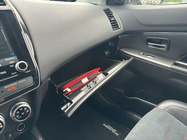 2024 Mitsubishi Outlander Sport Unknown