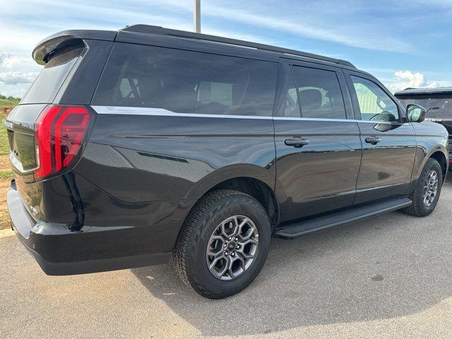 2025 Ford Expedition Active MAX