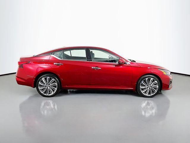2023 Nissan Altima SL Intelligent AWD