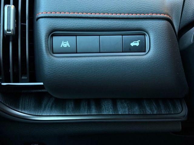 2025 Nissan Armada PRO-4X 4WD