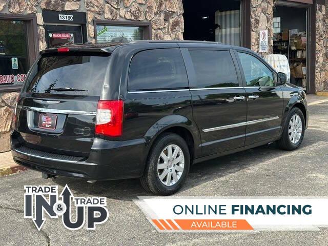 2015 Chrysler Town & Country Touring