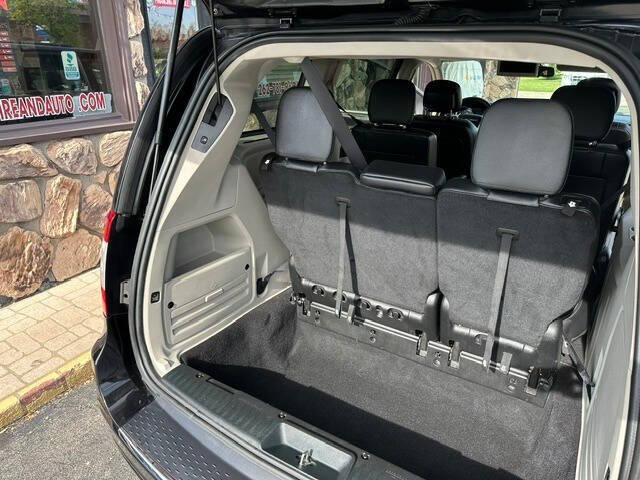 2015 Chrysler Town & Country Touring