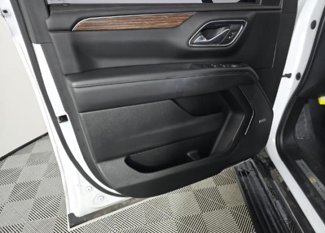 2022 Chevrolet Suburban 4WD High Country