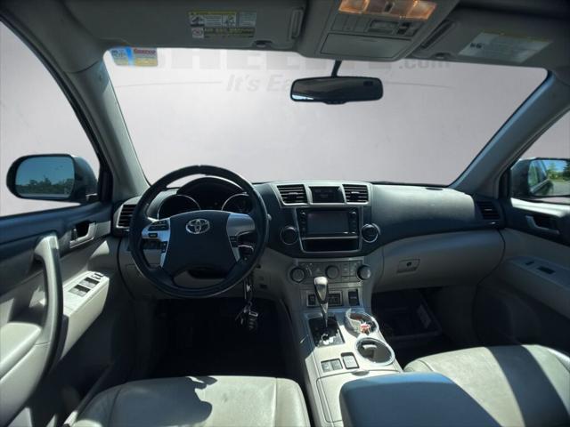 2013 Toyota Highlander SE V6