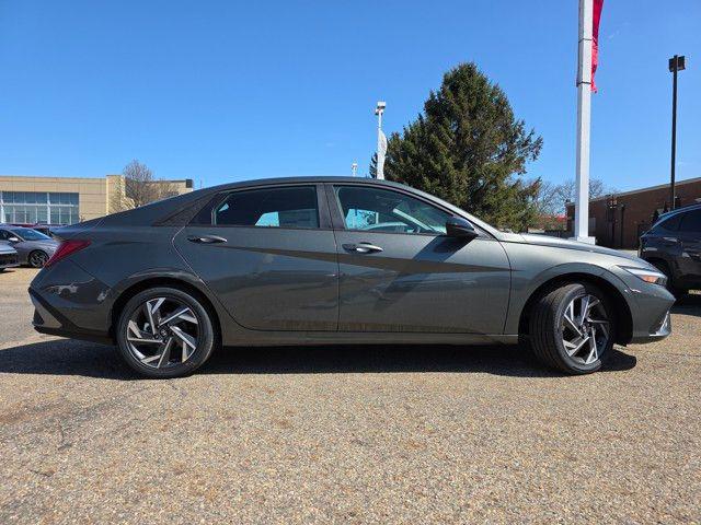 2025 Hyundai Elantra Hybrid SEL Sport