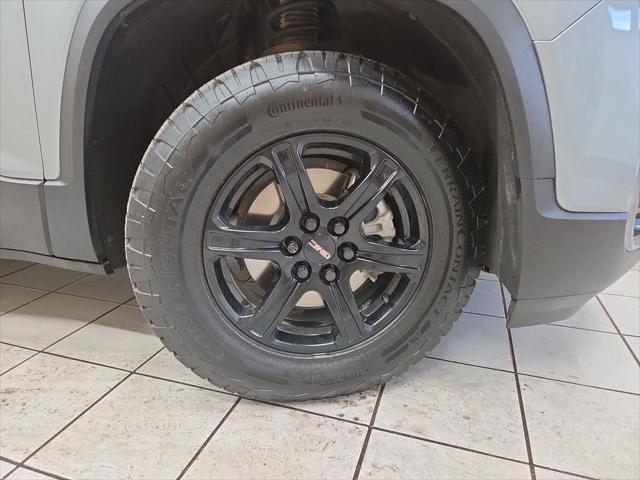 2023 GMC Acadia AWD AT4