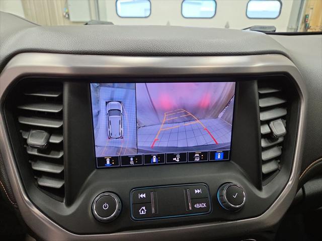 2023 GMC Acadia AWD AT4
