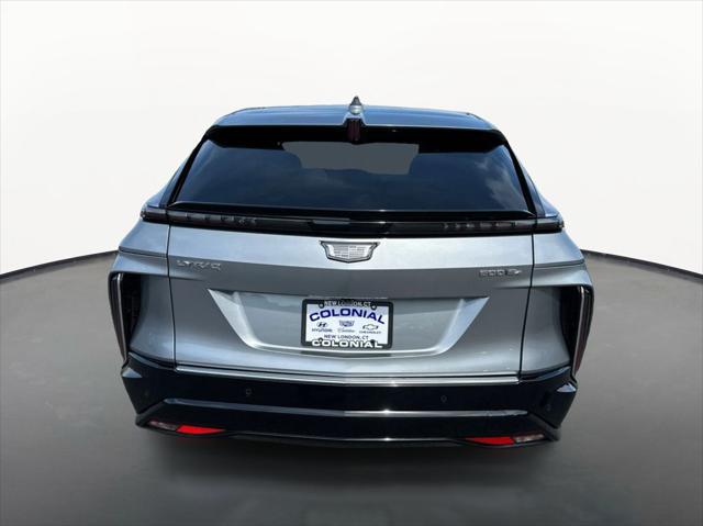 2024 Cadillac iQ Luxury w/1SC