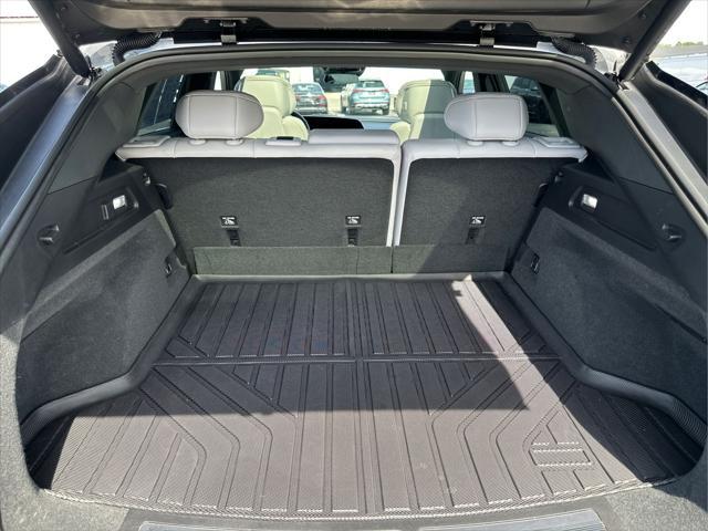 2024 Cadillac iQ Luxury w/1SC