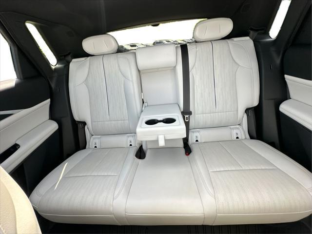 2024 Cadillac iQ Luxury w/1SC