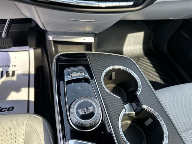 2024 Cadillac iQ Luxury w/1SC