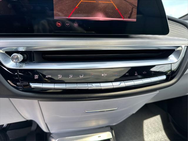2024 Cadillac iQ Luxury w/1SC