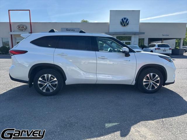 2021 Toyota Highlander Hybrid XLE