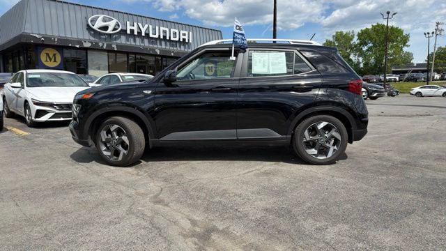 2023 Hyundai Venue SEL