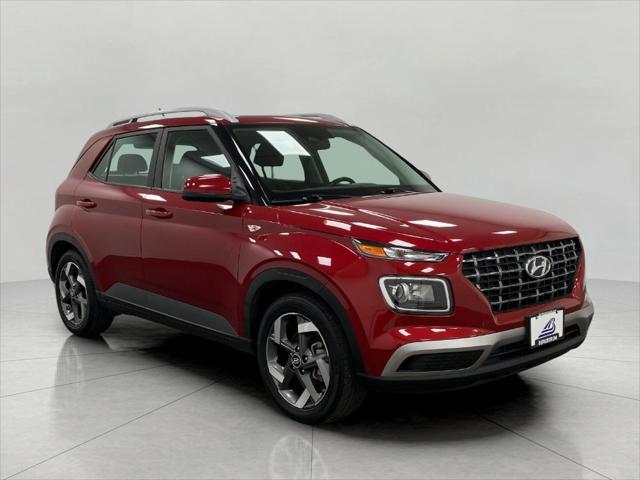 2025 Hyundai Venue SEL for sale in APPLETON, WI