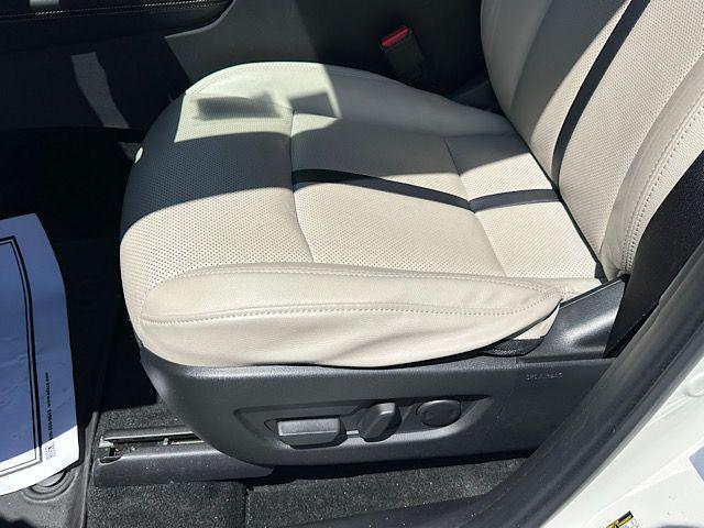 2025 Mazda X-90 3.3 Turbo Preferred Package