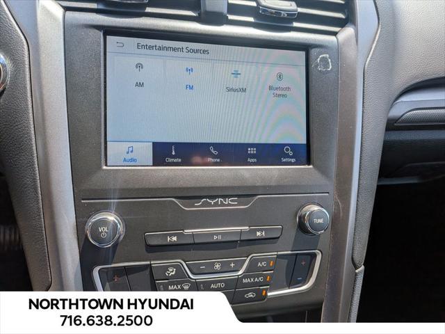 2020 Ford Fusion SE