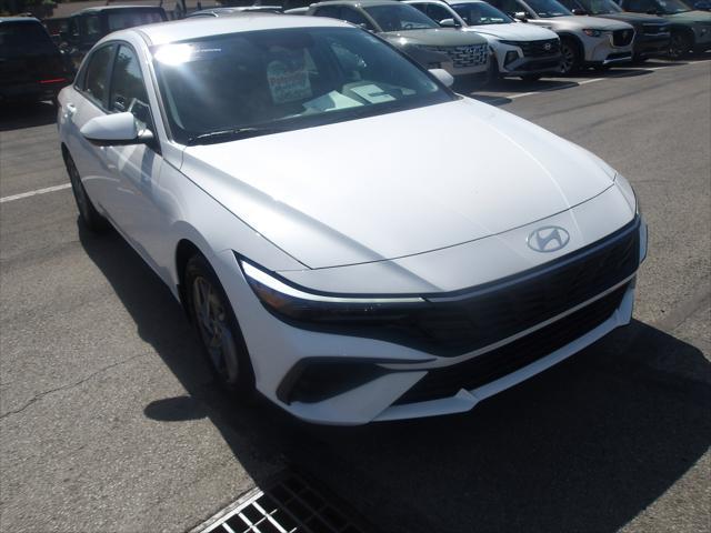 2025 Hyundai Elantra Hybrid Blue for sale in BUTLER, PA