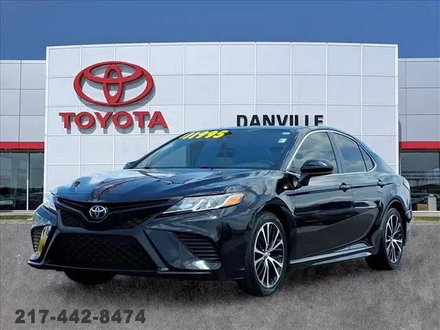 2018 Toyota Camry LE for sale in Tilton, IL