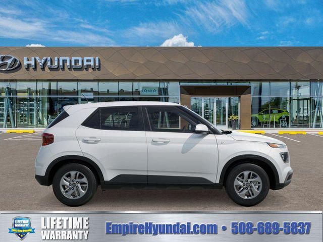 2026 Hyundai Venue SE