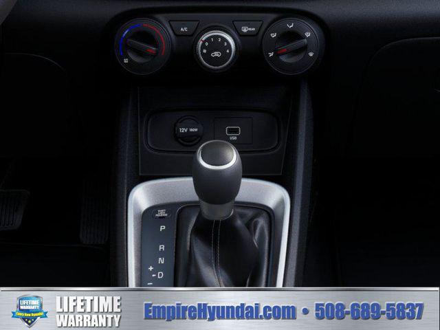 2026 Hyundai Venue SE