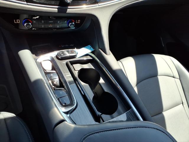 2023 Buick Enclave Essence FWD